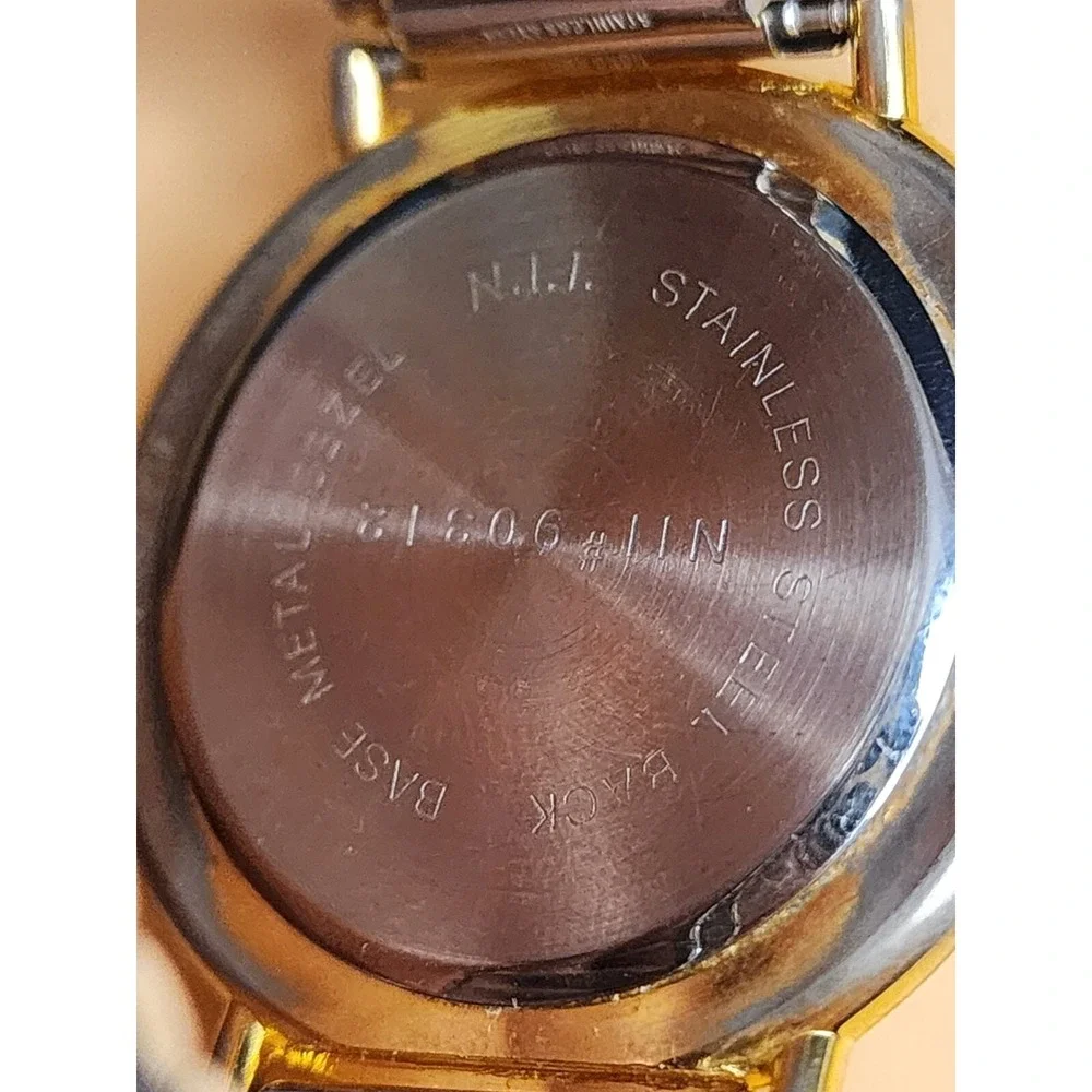 N/A •item excellent